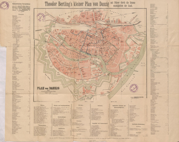 Ein detaillierter alter Stadtplan von Berlin auf Papier, der Stra├čen, Geb├Ąude und Sehensw├╝rdigkeiten zeigt, mit zus├Ątzlichem Text.