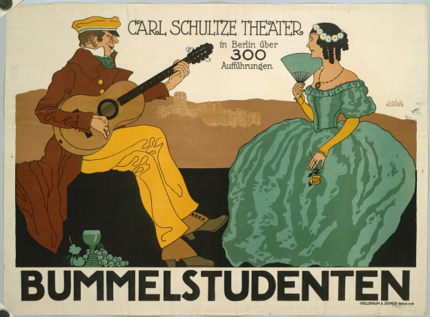 Ein Plakat bewirbt ein Konzert im Carl-Schulze-Theater in Berlin, Deutschland, mit einem Mann, der eine Gitarre spielt und einer Frau, die einen Fächer hält, sowie Text auf dem Plakat.