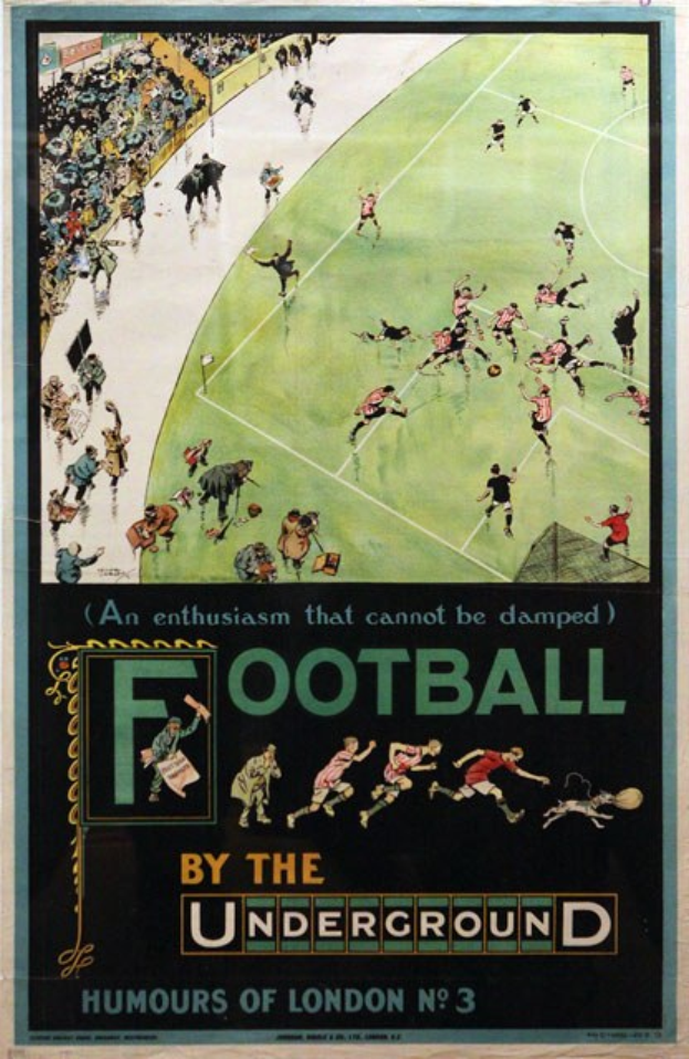 Ein Vintage-Plakat, das ein Fußballspiel mit dem Titel 'Football by the Underground - Humours of London No. 3' bewirbt, zeigt eine Zuschauermenge in einem Stadion.