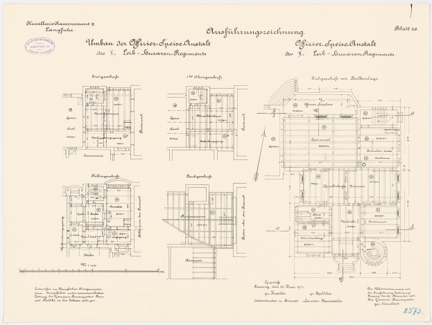 Schwarzer und weißer Grundriss des ehemaligen Bundeskanzler-Büros mit detaillierter Planung und architektonischen Elementen.