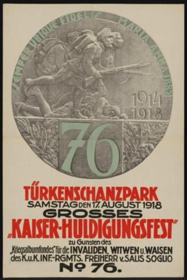 Ein gerahmtes Plakat zum 70. Jahrestag des Kaiser-Huldigungsfests in Berlin, Deutschland, das eine Gruppe von Menschen in der Mitte zeigt, umgeben von Text und Zahlen.